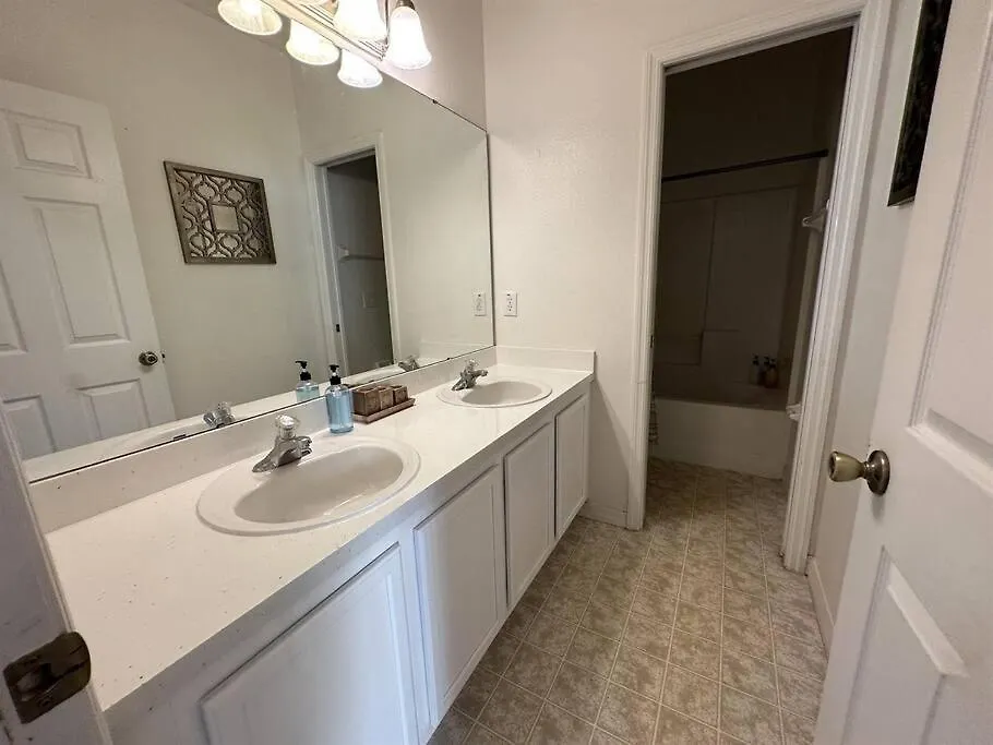 258 Sunset Themed Retreat- Sleeps 10 Villa Davenport